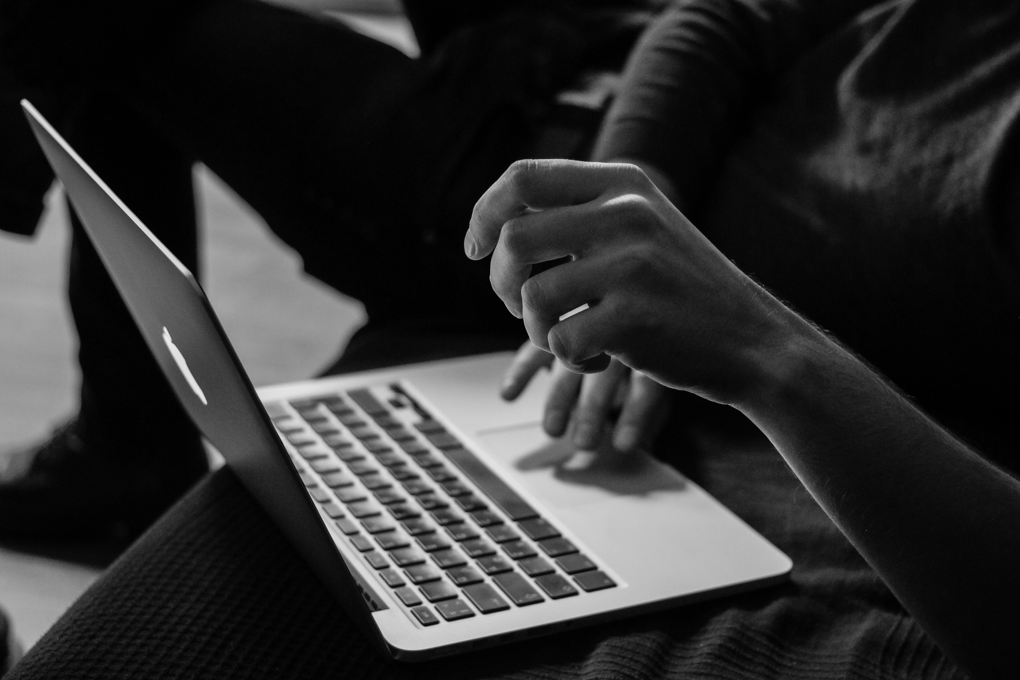 grayscale macbook